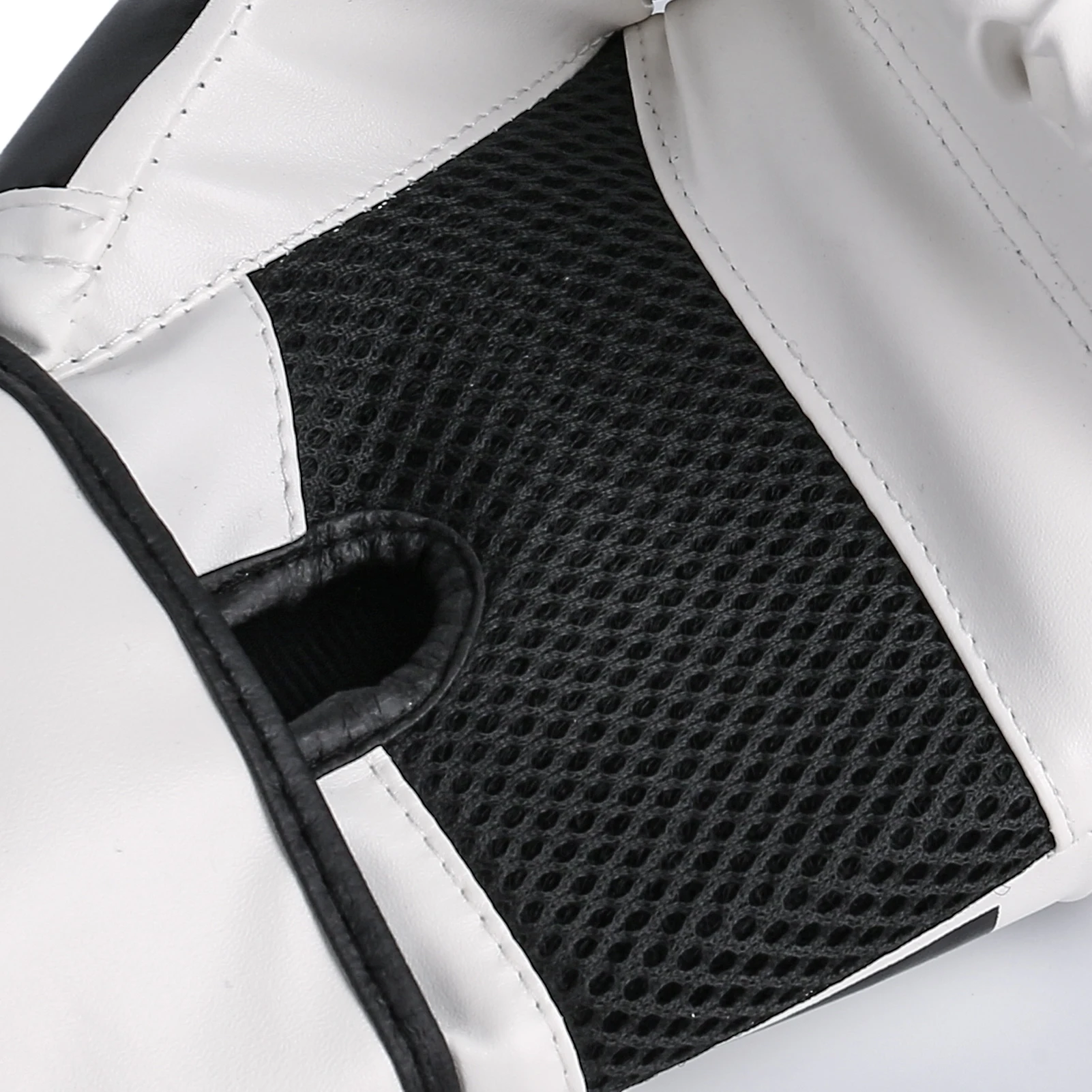 قفازات الملاكمة المميزة للبالغين فنون الدفاع عن النفس التدريب الثقيلة بولي Material المواد 26x17 سنتيمتر خفيفة الوزن تنفس MMA كيك بوكسينغ