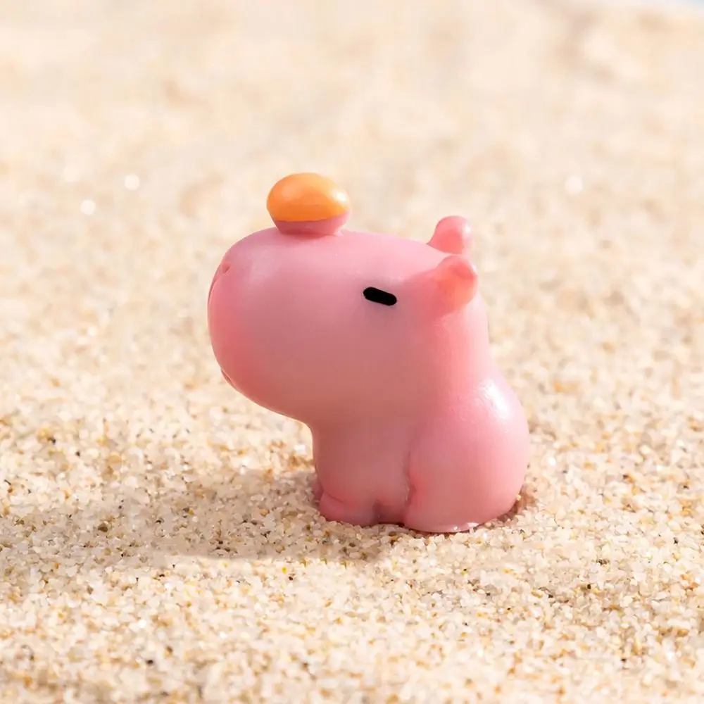 

Resin Cartoon Capybara Statue DIY Pink Miniature Capybara Figurines Scene Model Car Ornament Mini Animals Figurine