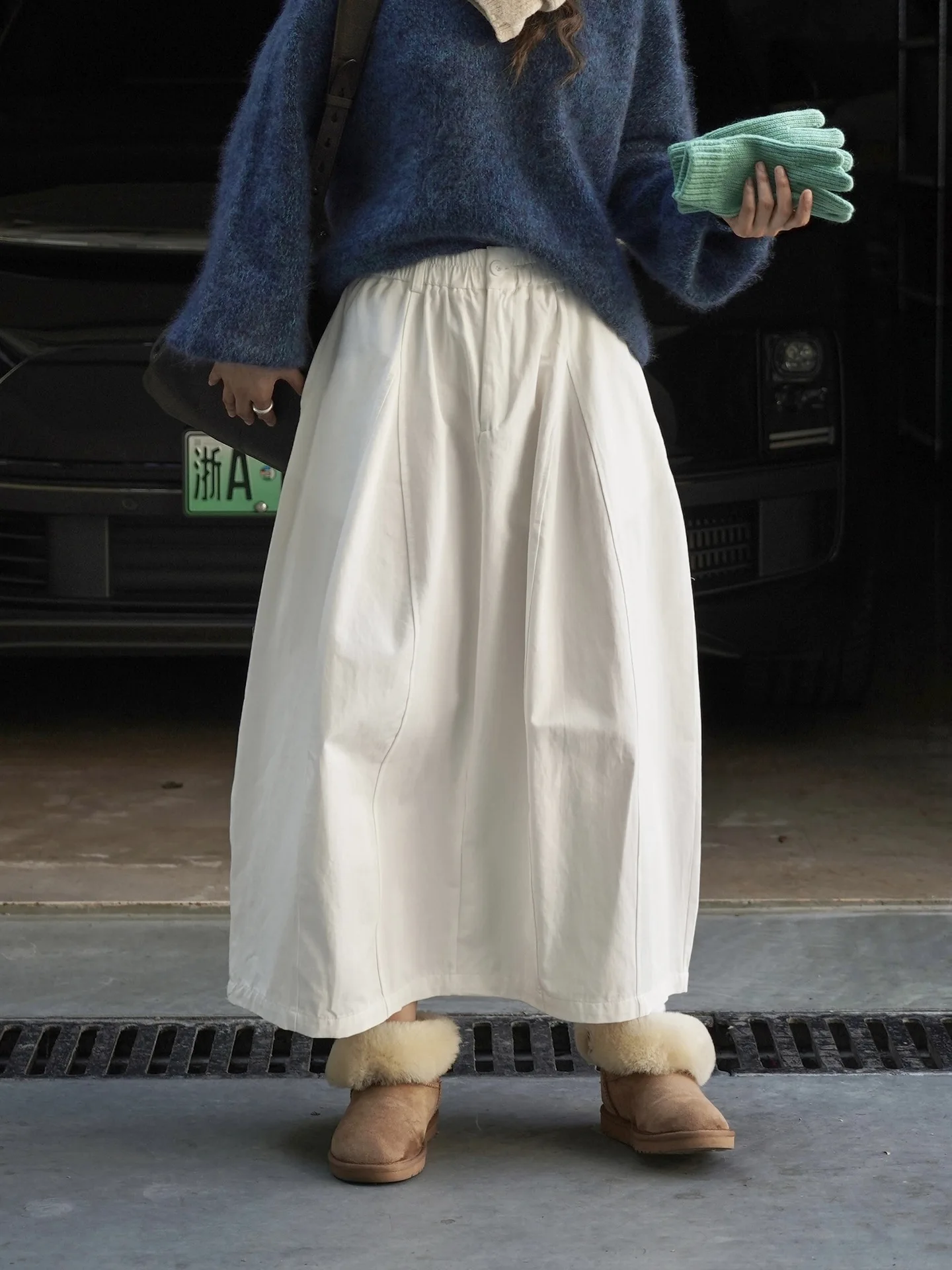 여성용 심플한 곡선형 신축성 높은 허리 스커트, 캐주얼한 나이를 줄여주는 롱 스커트