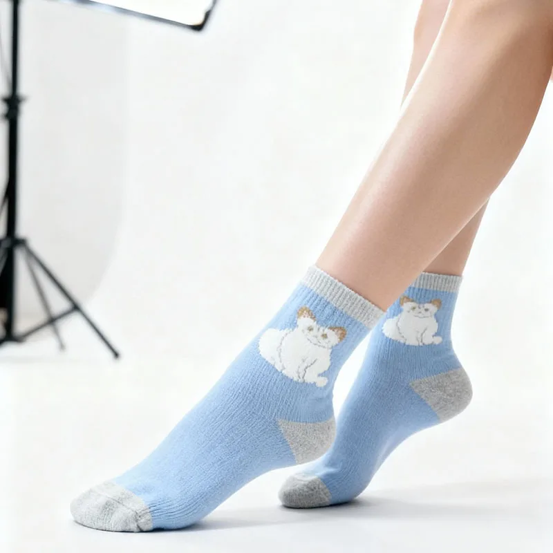 1/5 쌍 플러시 고양이 프린트 남성 여성 미드 튜브 양말 부드럽고 편안한 땀 흡수 통기성 캐주얼 커플 양말