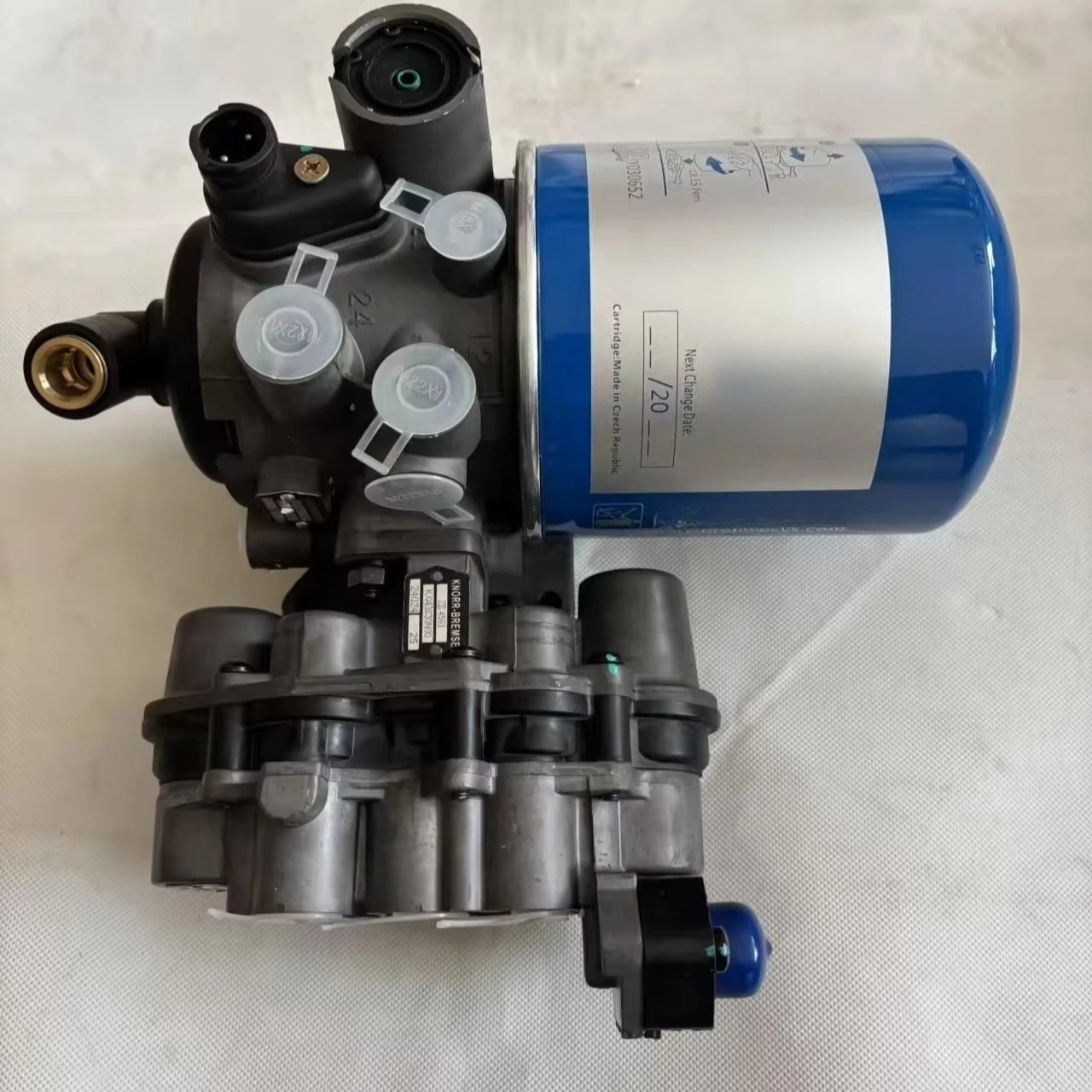 

Механические аксессуары, детали воздушного тормоза, осушитель воздуха в сборе 5801414922 ZB4593 41211392 42536872 41285081 5801414923 41211262