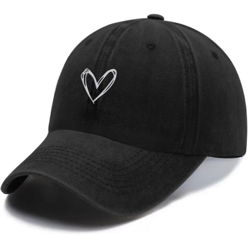 

Men's and Women's Sports Leisure New Fashionable Retro Heart Embroidered Baseball Hat Adjustable Black