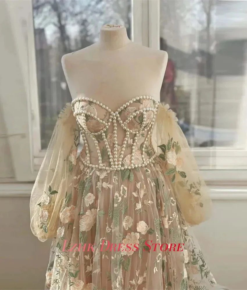 Gaun Malam Organza A-Line Elegan dengan Aksen Off-Shoulder, Aplikasi Payet Mutiara dan Bunga, untuk Pesta yang Menawan