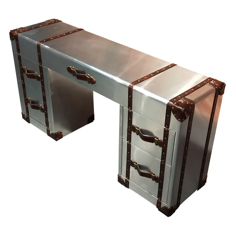 

Creative desk industrial style personalized design computer table retro rivet hotel e-sports table