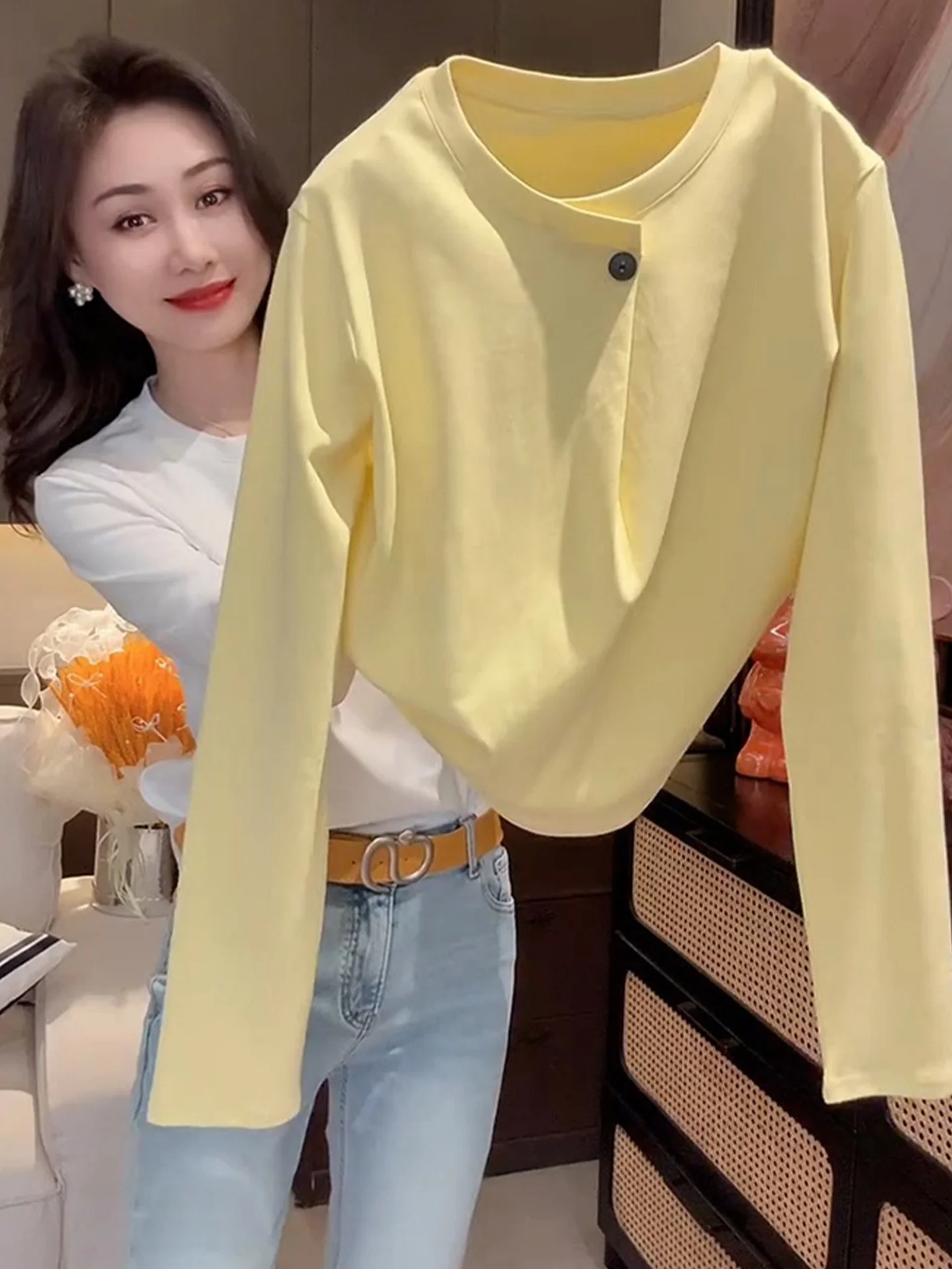 スリム効果のあるサマーデザイン、長袖コットンベースのゆったりフィットカラーインナーウェア、レイジーな女性用Tシャツ