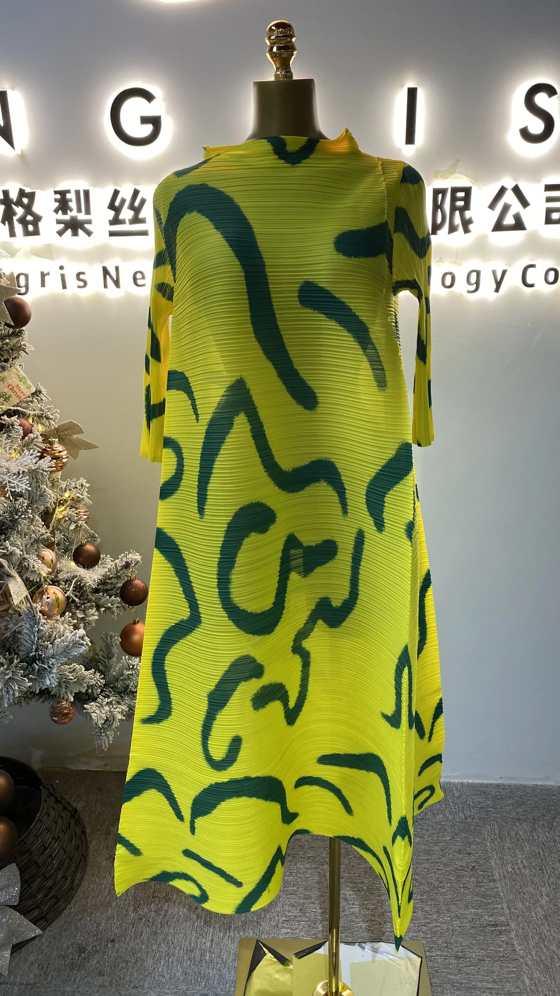 2025 아프리카 여성 패션 프린트 맥시 핫세일 여름 플러스 사이즈 드레스 여성 우아한 플리츠 스커트-GZXX014