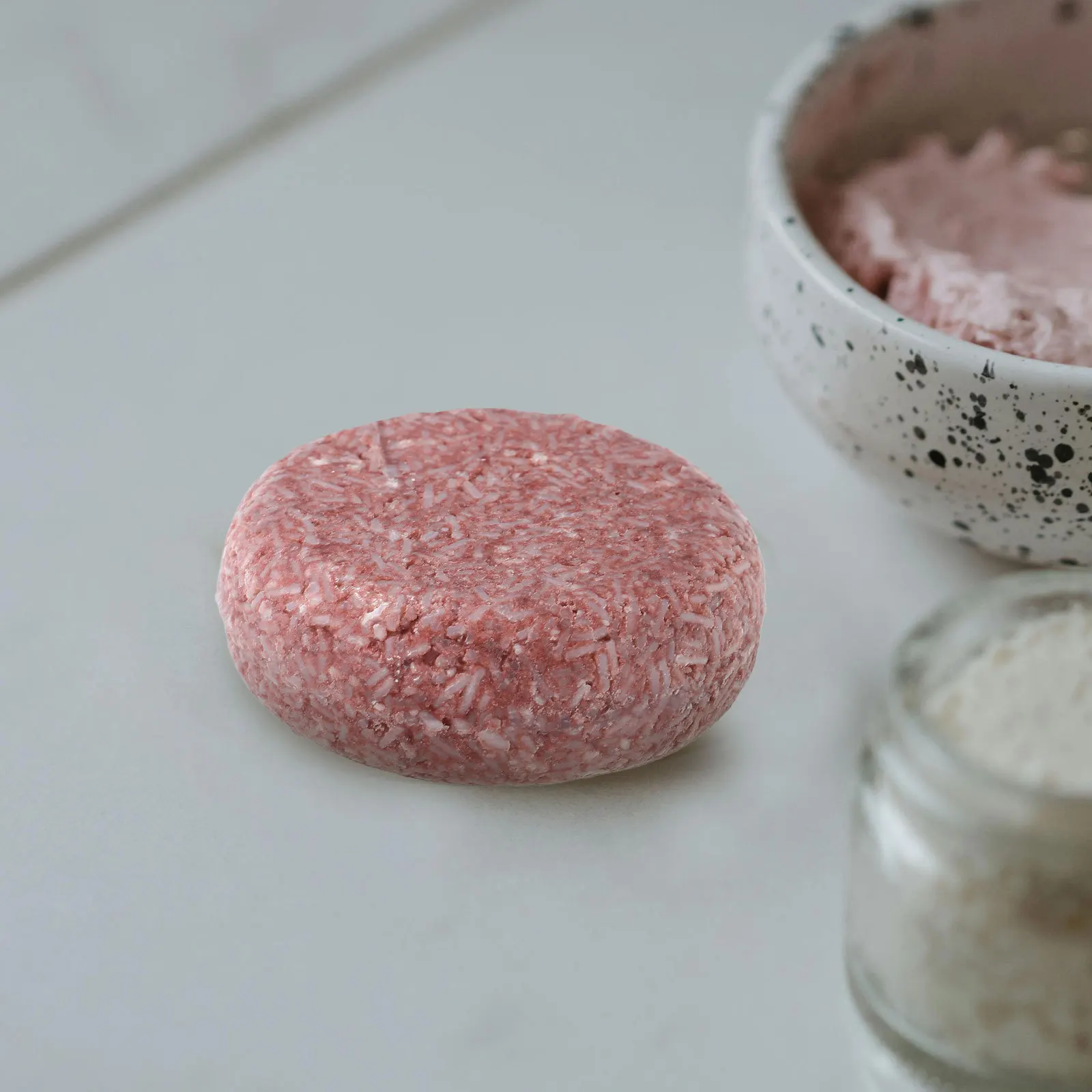 

60G He Wu Shampoo Bar Bamboo Charcoal For Hair Darkening Scalp Care Deep Clean Dandruff Removal Organic Shampoo Soap Travel