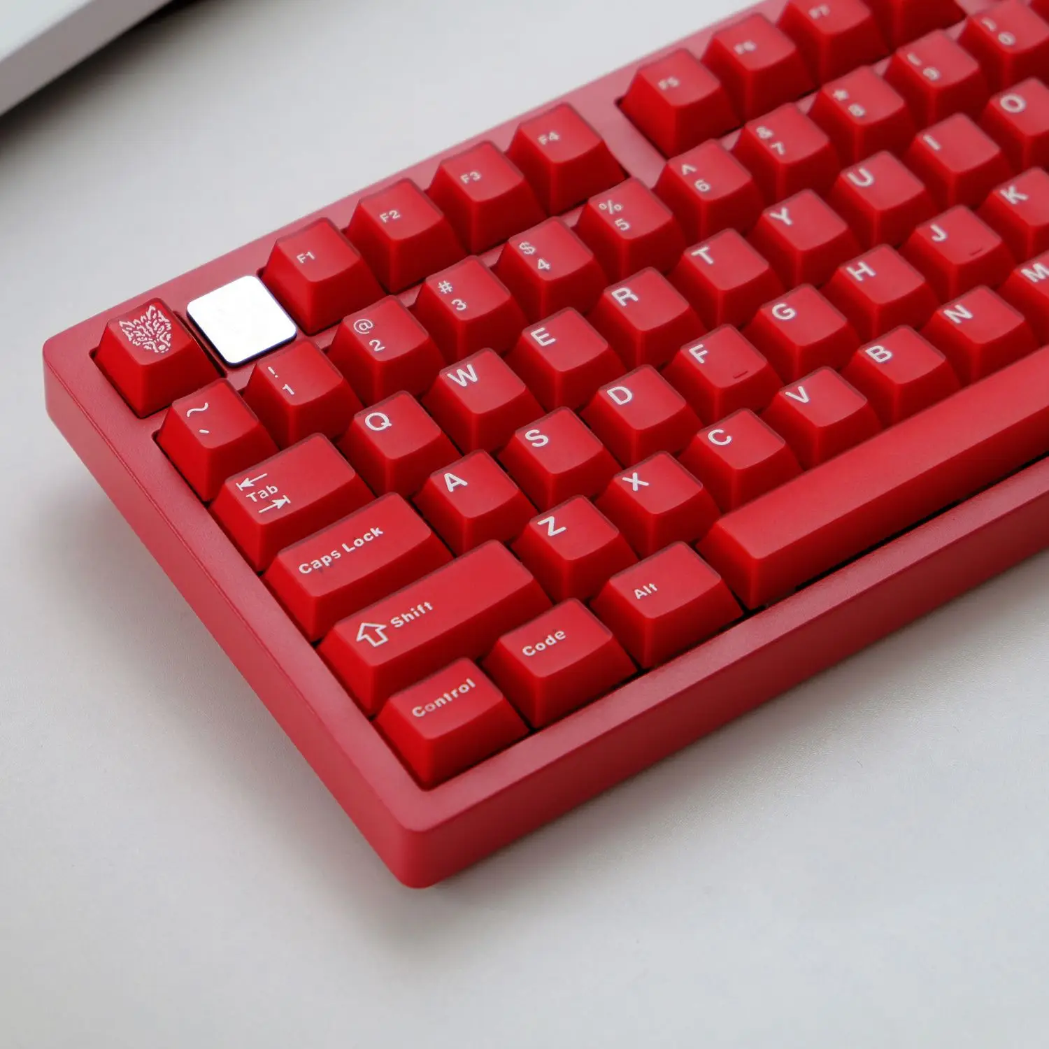 114 Keys Red Jade Semi Transparent Keycap Double Shot ABS Keycap Cherry Profile for Gateron Cherry MX Switches Gaming Keyboard