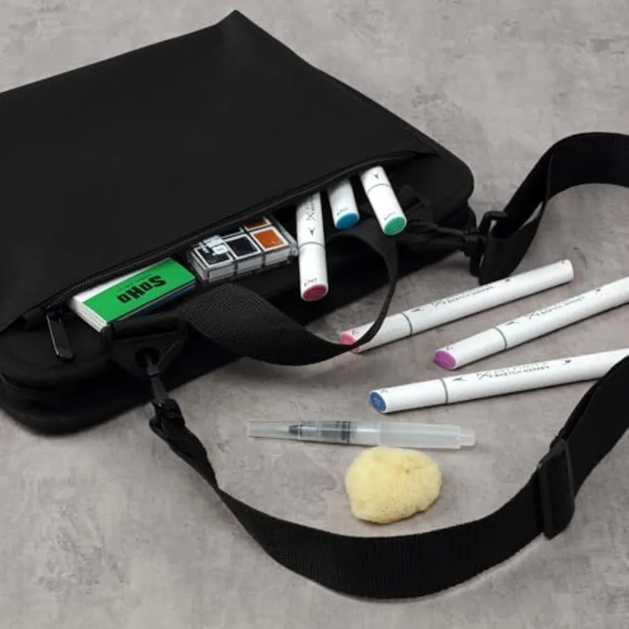 สมุดวาดภาพแบบมีซิปกันน้ำ Sketch Folio Plus - สีดำ สำหรับศิลปินวาดภาพนอกสถานที่ ใส่กระดาษวาดภาพขนาด 9x12 นิ้วได้