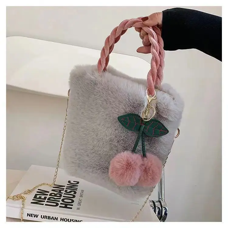 New Fashion Women Handbags Winter Furry Ladies Soft Plush Clutch Purse Shoulder Bags Fashion Female Cherry Pendant Messenger Bag