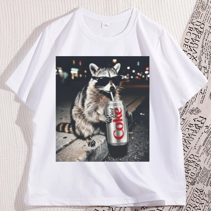 Raccoons Diet Coke T-Shirts Lustige Meme Genz Dank Raccoons Trendiges T-Shirt aus Baumwolle Bedruckte Baumwoll-Kurzarm-T-Shirts Herrenbekleidung – Detail 8