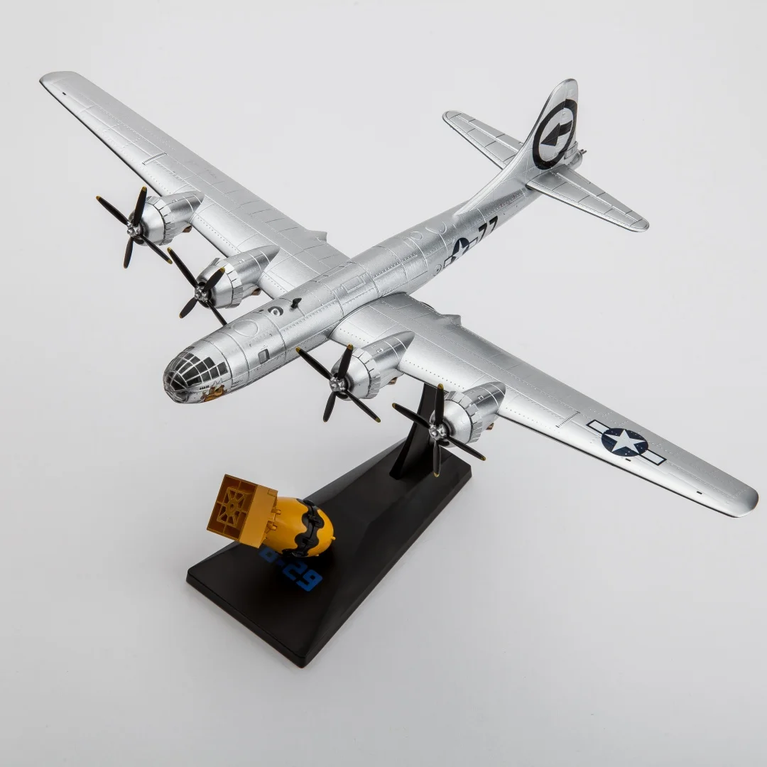 

B29 1/144 Metal Scale Model (including base) )Superfortress Home placement, collection and decoration Creative gift