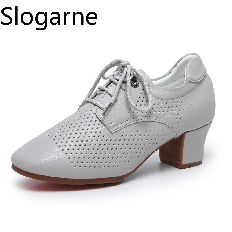 nouvelles-chaussures-de-danse-latine-2026-pour-femmes-en-cuir-souple-chaussures-d'entrainement-pour-enseignantes-filles-et-dames-pour-danse-de-salon-moderne-valse-tango-jazz-sneakers