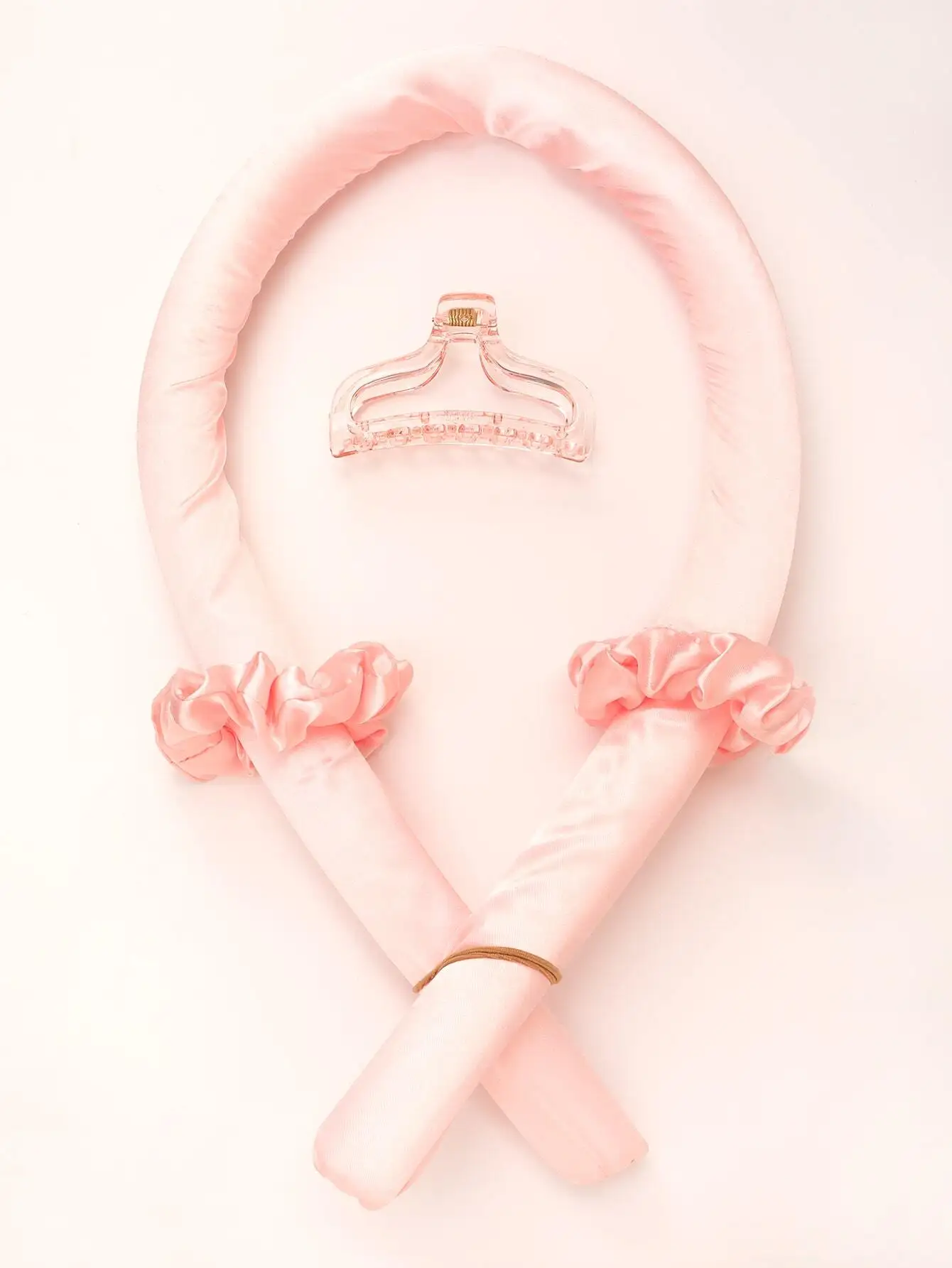 

Набор розовых атласных бигуди без нагрева с зажимом и резинками для создания мягких локонов