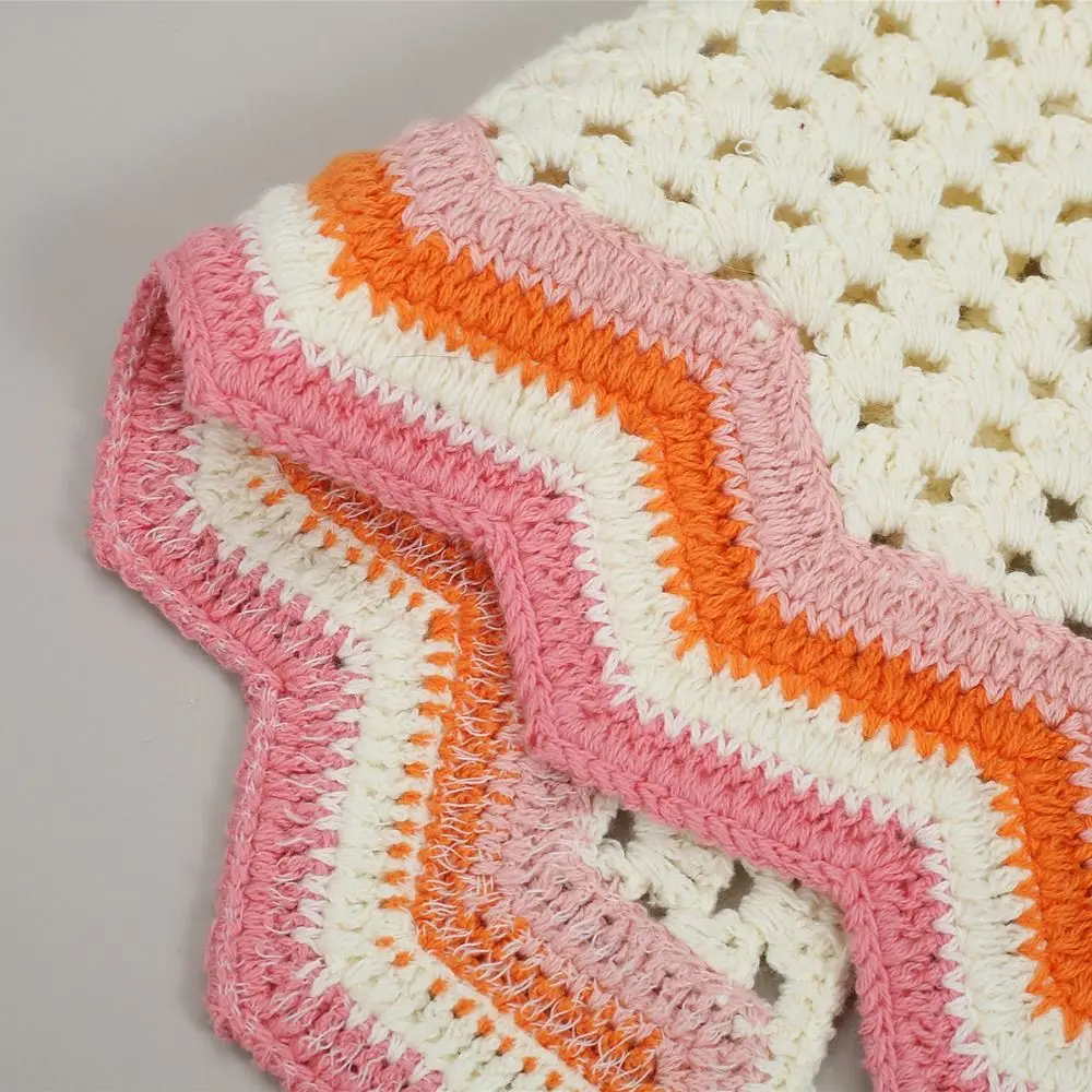 Süßes gestricktes Dreieck-Stirnband, gehäkelt, handgefertigt, Mädchen-Blumen-Kopftuch, hohl, französischer pastoraler Stil, Strandurlaub, Kopftuch