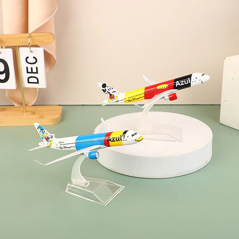 Diecast Metal Model Plane Toy A320 Azul Brazilian Airlines Air Miniature Replica Alloy Aircraft Model