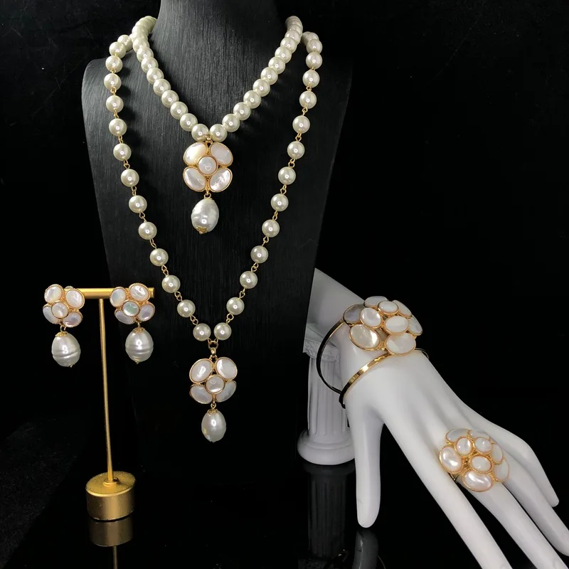 Vintage Zircon Jewelry Set for Women 2026 European And American High-End Light Luxury Earrings And Necklace Combo