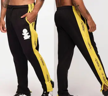 Abcde 스포츠는 빠른 건조 악센트에서 뜨거운 춤을 추었습니다 0488