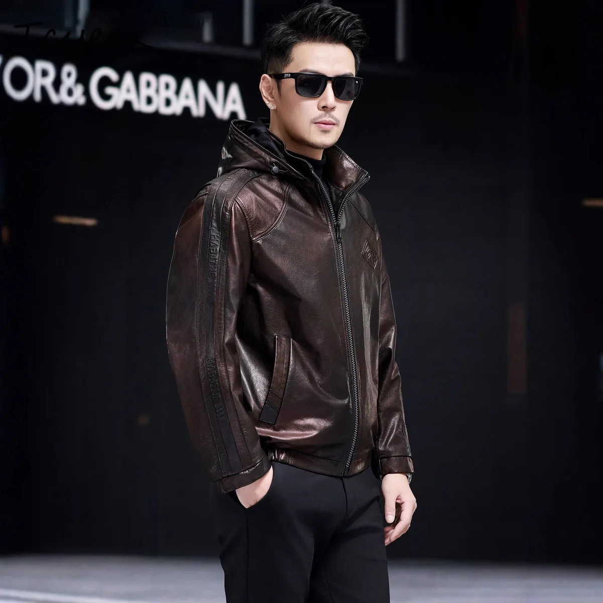 

Tcyeek Верхний слой из воловьей кожи Куртка из натуральной кожи Мужская осенняя одежда Новые пальто Деловое повседневное мужское пальто Модная шляпа Съемная