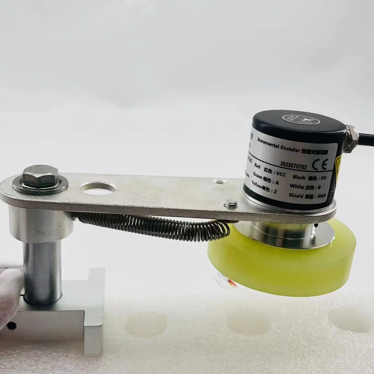 Use with IY38S6 Adjustable Combination Type Encoder Mounting Bracket and Counting Wheel Distance Measuring Wheel
