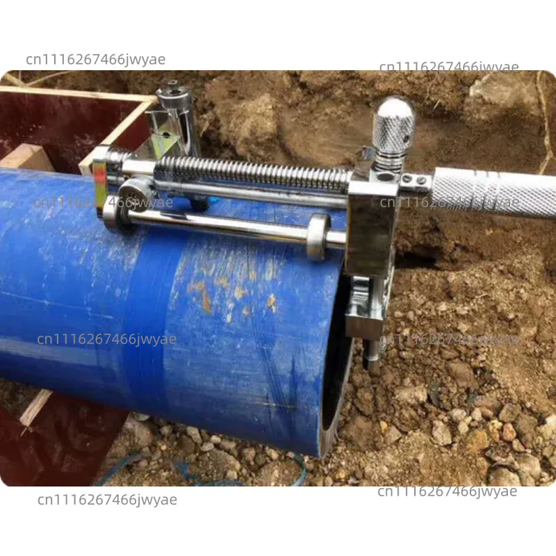 63-400PE pipe mechanical rotary scraper to remove oxide layer scraper four-sided blade stainless steel frame