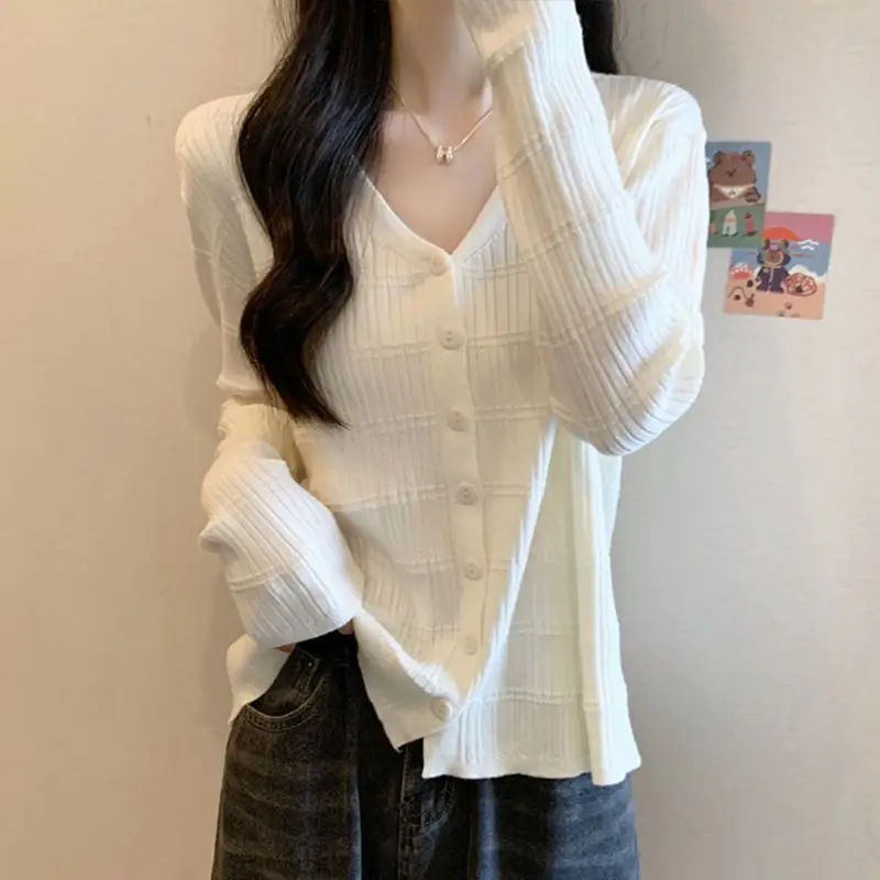 

2025 Autumn Thin Solid Simple Short Style Knitted Cardigan Women Clothing Fashion Commute Loose V-neck Sweaters