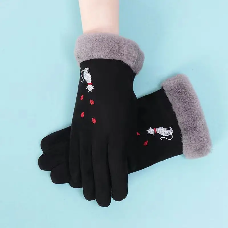 Moda zimowe rękawiczki damskie śliczne hafty kot Furry ciepłe kreskówki pełne mitenki Lady Outdoor Sport na rękawiczki damskie T161
