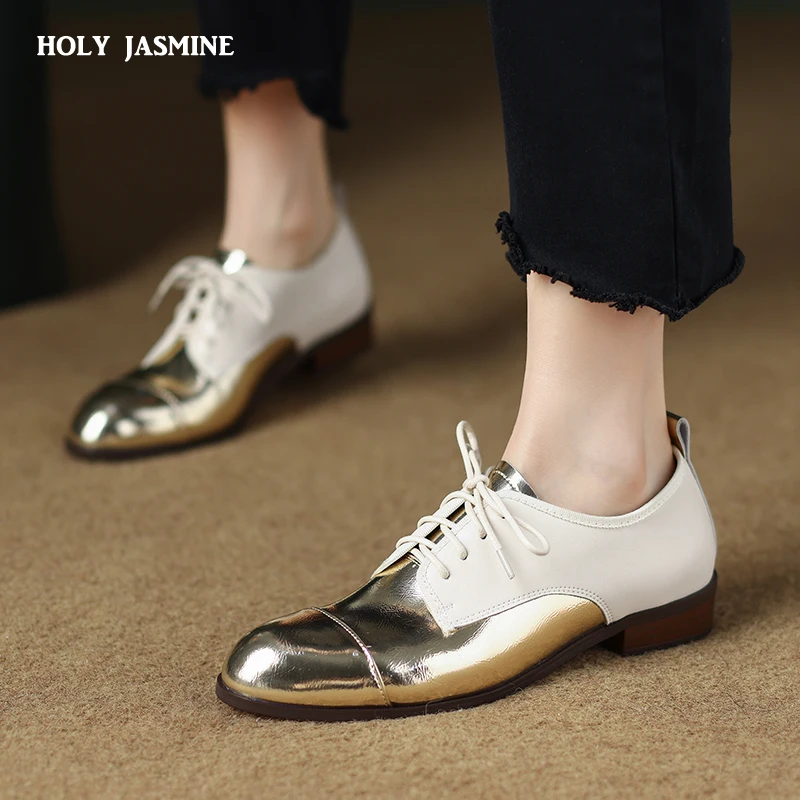 2024 New Fashion Classic Brogue Shoes Women Metal Cow Leather Pumps Mixed Color Comfortable Lace Up Big Size 34-40 for Ladies