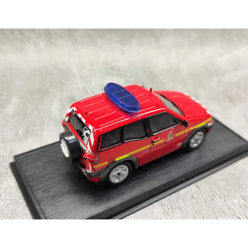 AMER Diecast escala 1:43 2004 Terrano II Francia aleación modelo de motor de bomberos colección decoración regalo juguetes exhibición estática