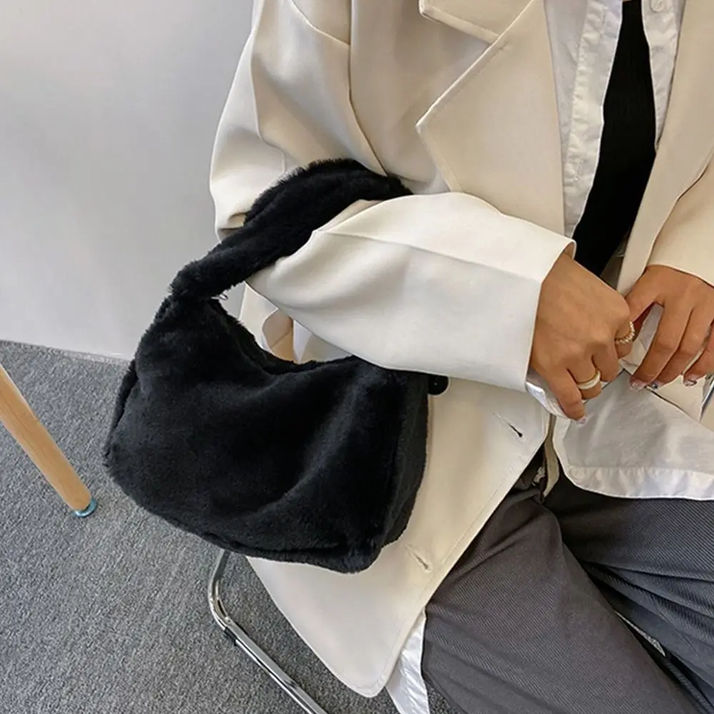 جديد رقيق حقائب اليد لينة أفخم الكتف حقيبة تحت الإبط بلون محفظة الخريف الشتاء حقيبة يد المرأة سيدة الموضة كيس التخزين