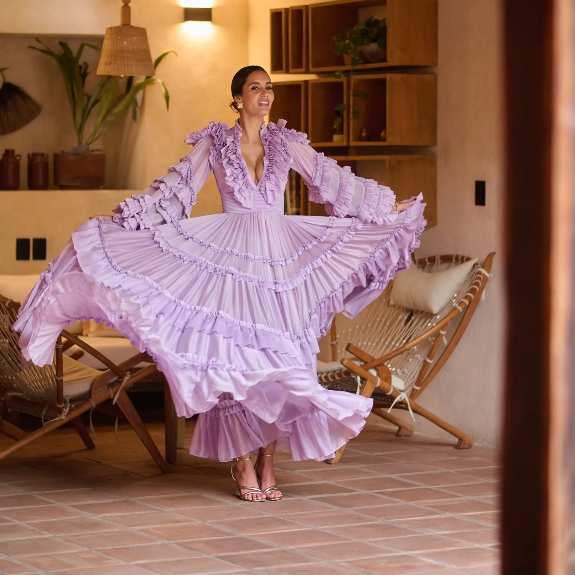 Vestido maxi Boho lavanda com decote em V profundo e mangas com babados – Vestido de festa de verão – Vestidos formais femininos feitos sob medida estilo Oodji