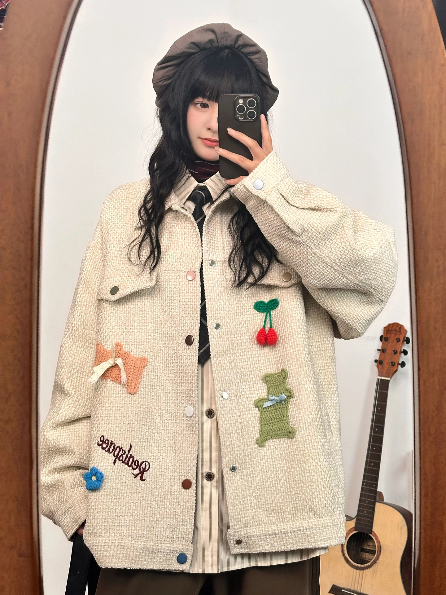 

Оригинальная американская ретро-куртка с вышивкой и отложным воротником, женская, свободного кроя, осенняя, в уличном стиле, с длинными рукавами, из полиэстера