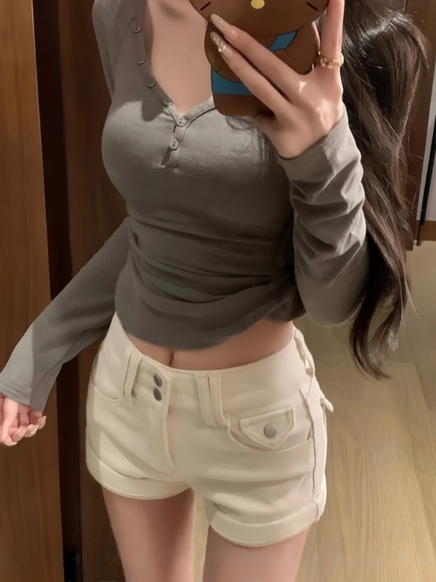 High Waist Embroidered Denim Shorts Women's Elastic Slim Fit Cuffed Design Hot Pants Retro Style Straight Leg Cotton Jeans