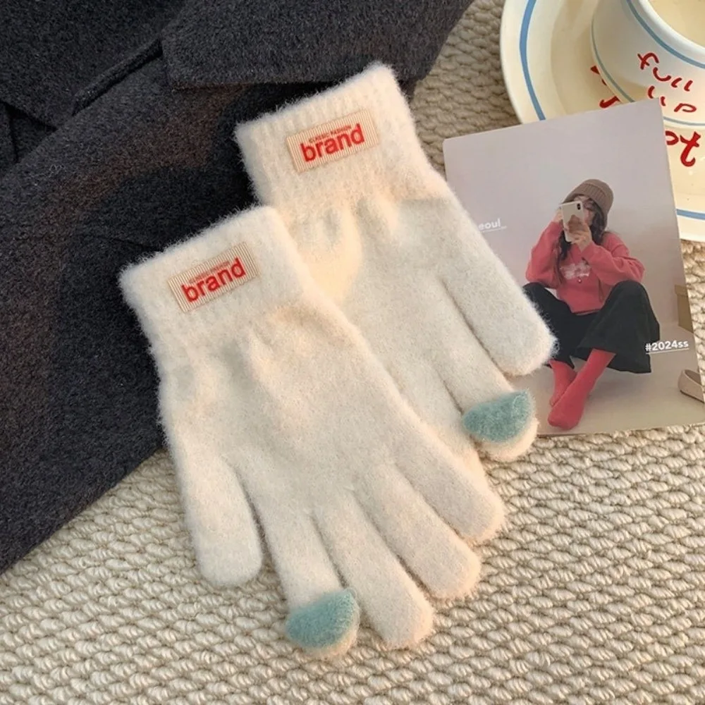 Comfortable Exposed Finger Touch Screen Gloves Polyester One Size Knitted Gloves Winter Cold Proof Gloves Girls