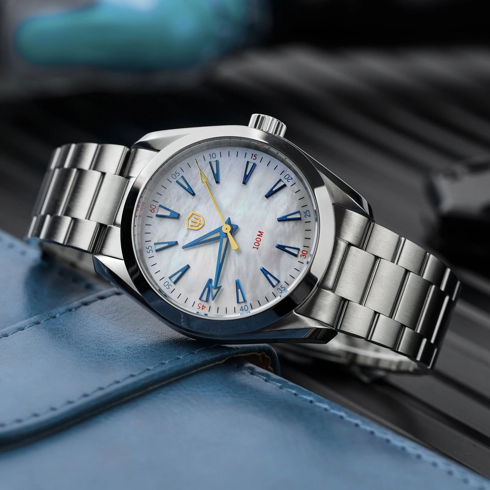 Watchdives WD1960S 白文字盤 VH31 クォーツ Watchdives WD0006 VH31 