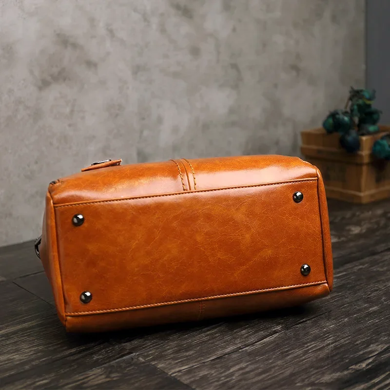 New Retro Female Handbag Soft Leather Shoulder Crossbody Bag Fashionable Three-layer Practical Large Capacity Women's Bag