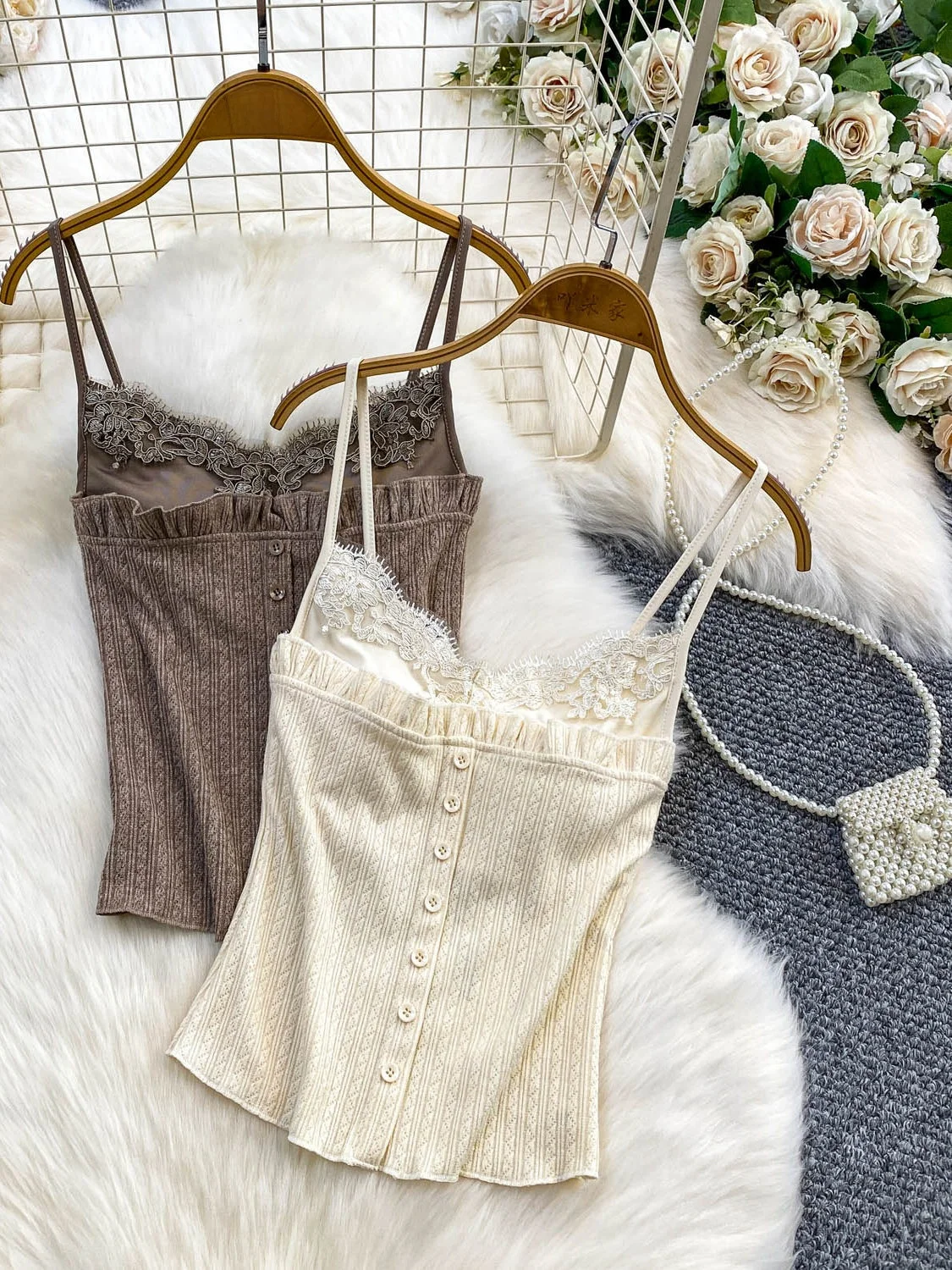 

Женская вязаная майка Pure Desire Spicy с кружевной отделкой и нагрудником, жилет для похудения, осень-зима, модная одежда для поездок на работу