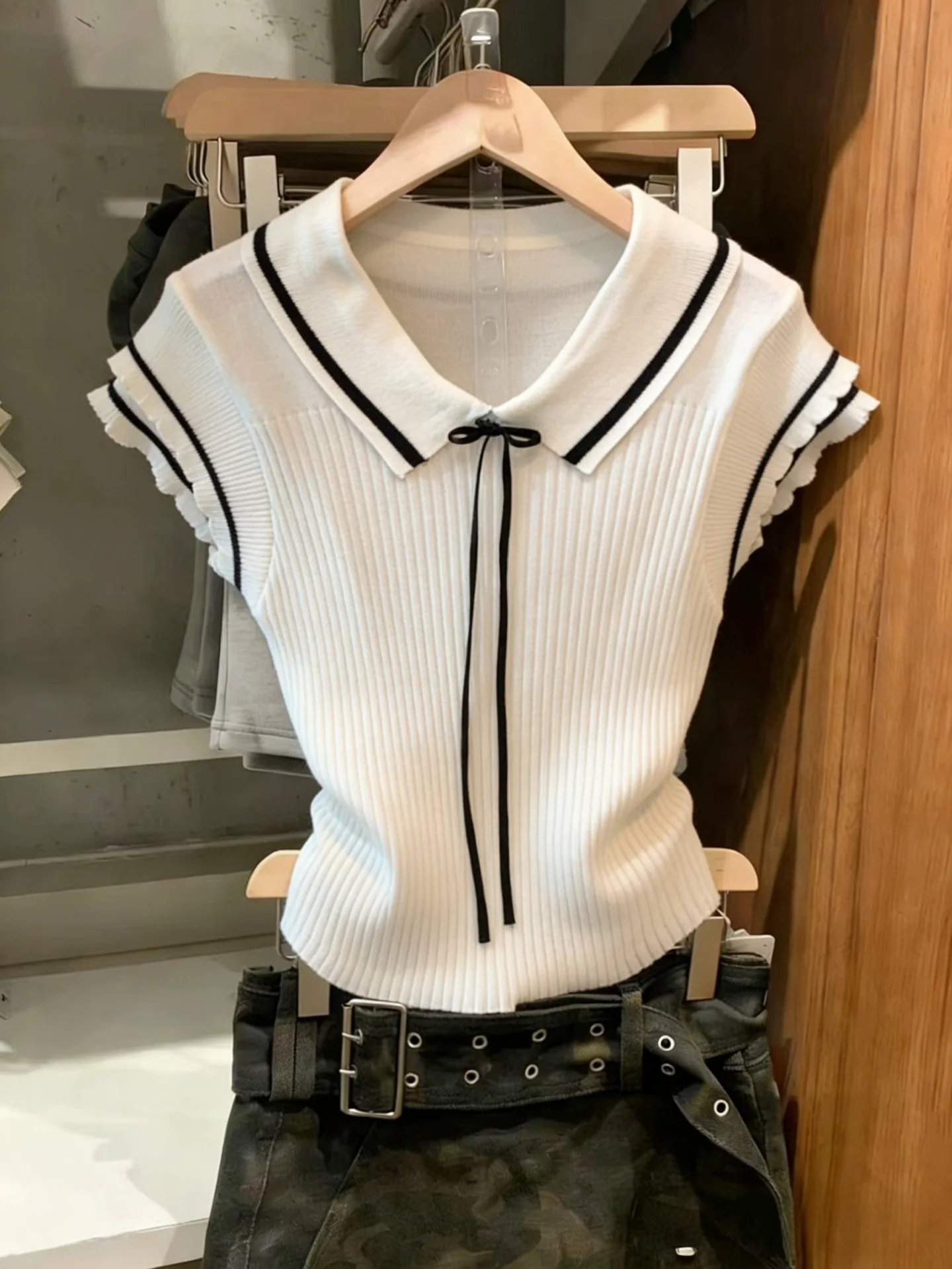

Chic Sweet School Style Knitted Top Women's Summer New Slim Fit Fluffy Sleeve Bow Tie Collar T-Shirt Stylish Slimming Top