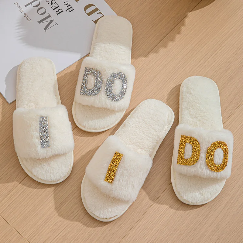 Luxe Parel Strass Bruid Slippers Elegant Voorstel Cadeau Vrouw Bruiloft Pluizige Slides Huwelijksreis Hotel Schoenen