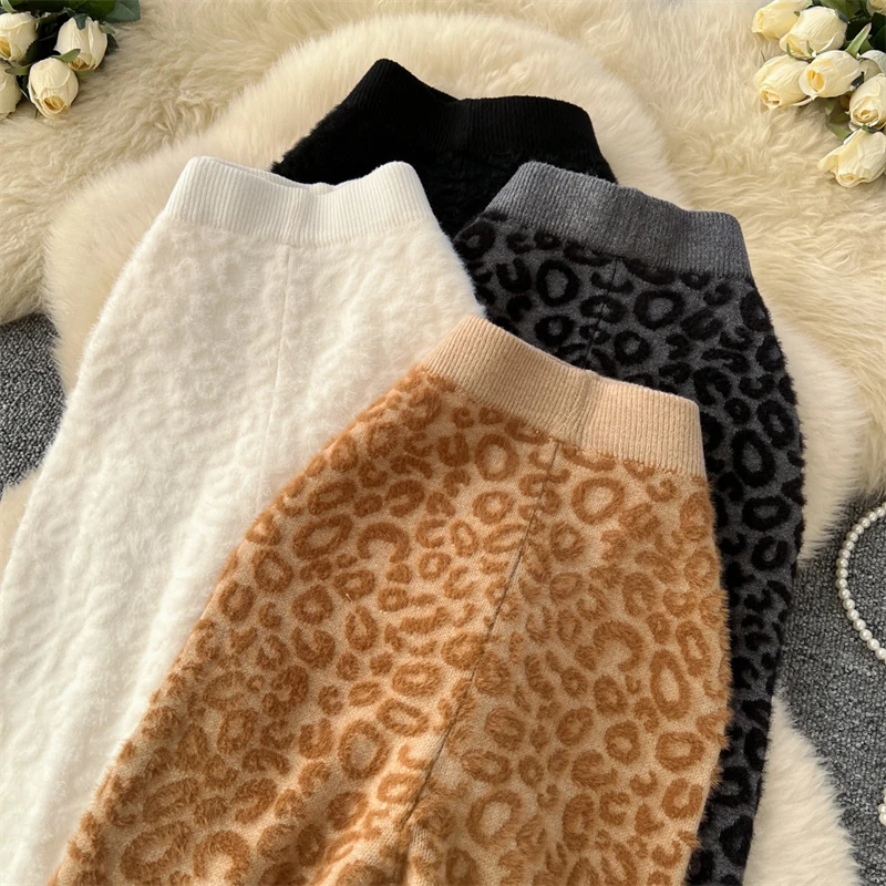 Women Fuzzy Knit Leggings High Waist Soft Mink Fleece Leopard Print Warm Slim Casual Home Pants 3 Colors Autumn Winter Stretch T