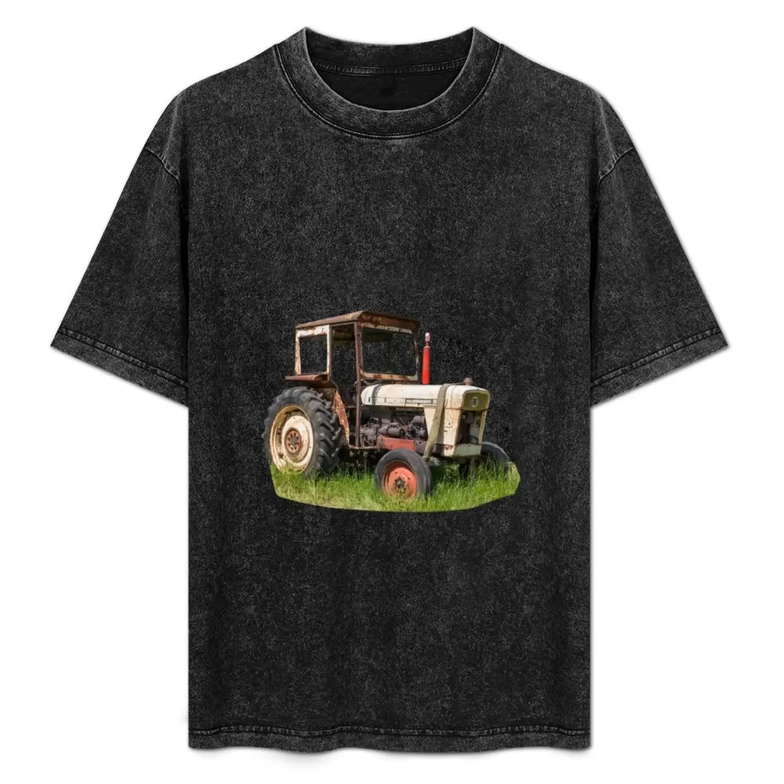 

Old tractor yes, but still has character T-Shirt graphic tee shirt oversized heavyweights aesthetic clothes Men's t-shirts