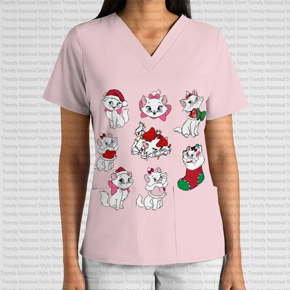เสื้อยืดคอวีมีกระเป๋าสำหรับผู้หญิง ลายแมวมารี ดีไซน์แฟชั่น สำหรับชุดยูนิฟอร์มทำงาน ผ้าเนื้อนุ่ม ระบายอากาศดี เหมาะสำหรับใส่ในโรงพยาบาล คอลเลคชั่นใหม่ฤดูร้อน ดีไซน์คริสต์มาสจากดิสนีย์