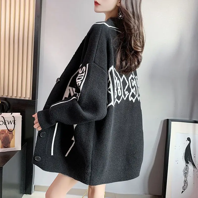 V-neck Sweater Jacket 2023 Autumn/winter Korean Version Loose Fitting Casual Reduced Age Knitted Cardigan Elegant Women's Top