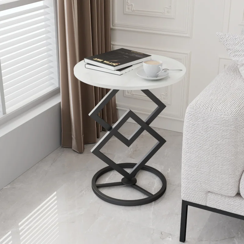 Kreatywny prosty koniec lampa stołowa luksusowy okrągły stół kawowy nowoczesny mały domowy salon metalowa mała Sofa