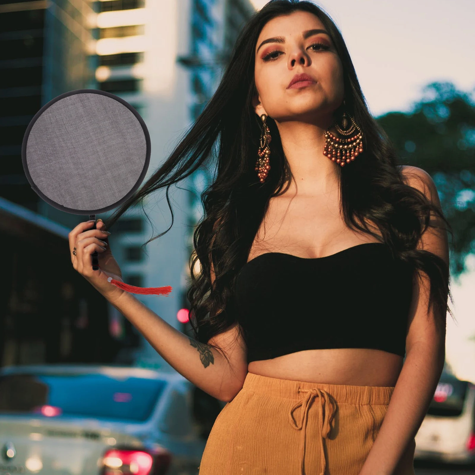 

2Pcs Handheld Foldable Fan Round Portable Fan for Dancing Performance Festival Gift Cool Summer Accessory Compact and Stylish