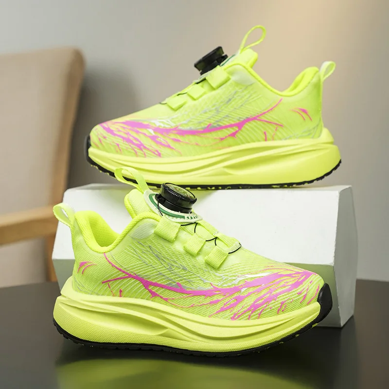 

2025 New autumn children's sports shoes girls' lightweight and breathable running shoes fashionable children's casual shoes
