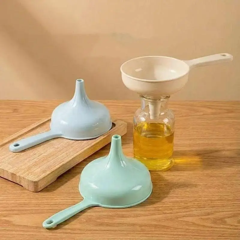 Wheat Straw Large Caliber Kitchen Funnels Wiith Handle Food Grade Funnels For Kitchen Liquid Separation