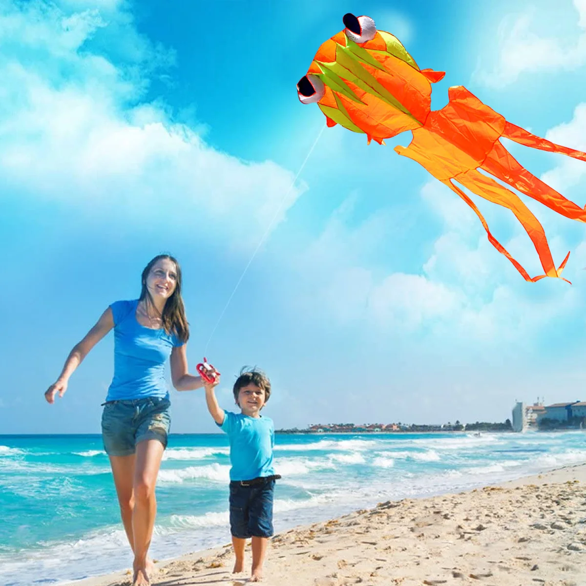 Cometa de pez dorado hecha con software Rendimiento volador realista constante al viento Regalo perfecto para niños y adultos Cometa de una sola línea