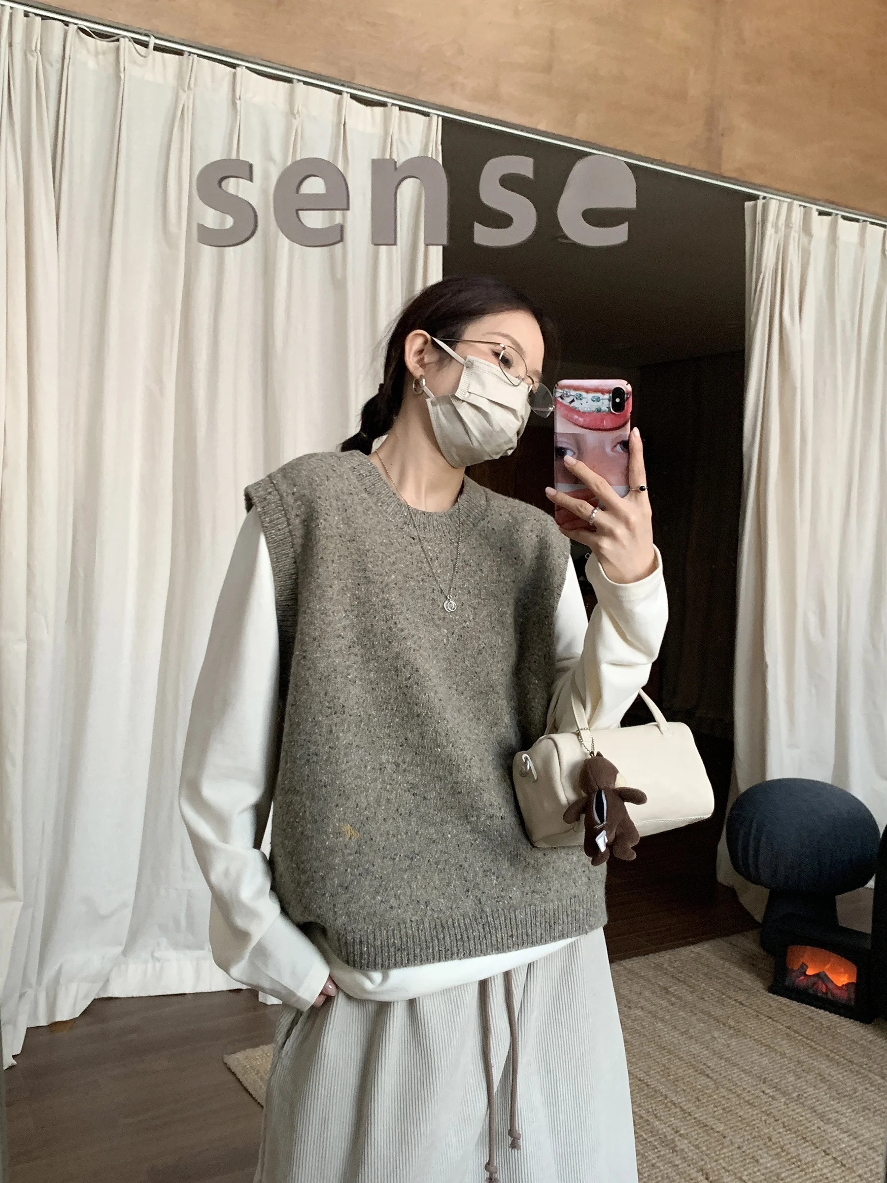 

NIZONDAYS mat Chunky Needle Embroidered Aosphere Sweater Vest Women's Outerwear Inner Match Ci Walk Commu...