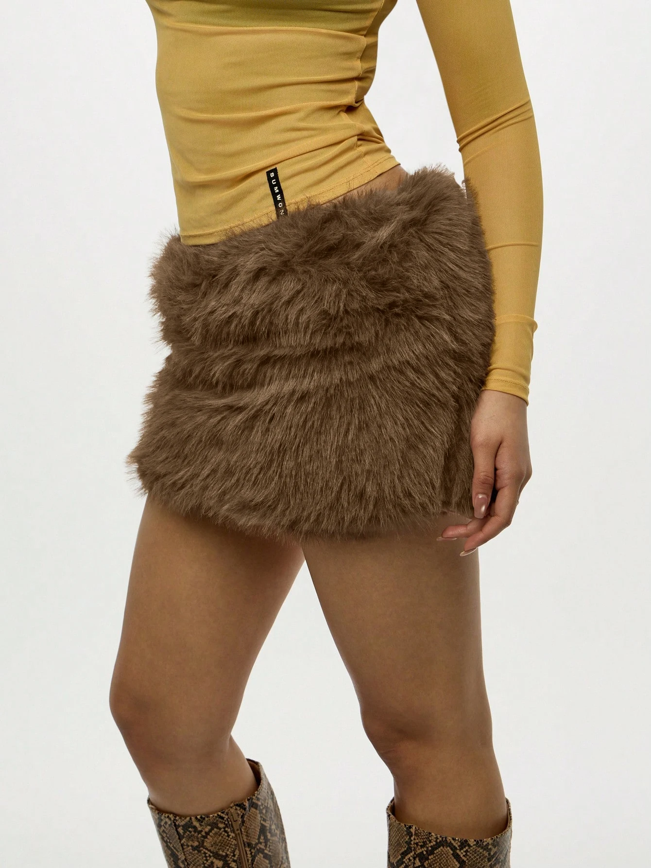 Winter-Damen-Minirock aus Kunstfell, hohe Taille, elastischer Bund, warm, flauschig, Plüsch, Party- und Clubkleidung, Streetwear – Detail 1
